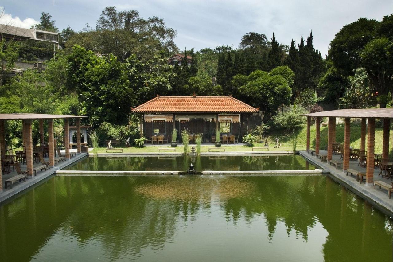 The Cipaku Garden Hotel Bandung Luaran gambar